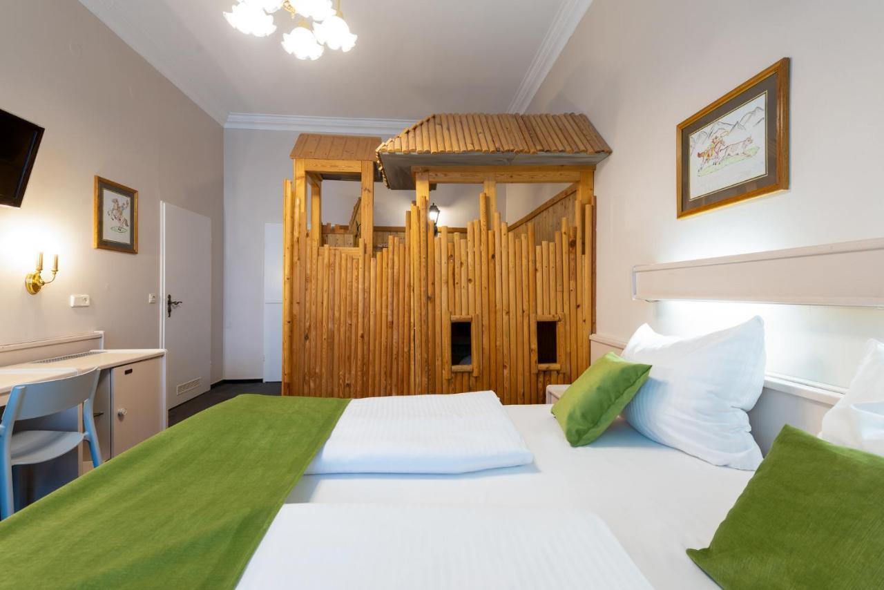 Hotel W22 Am Kurfuerstendamm 3*
